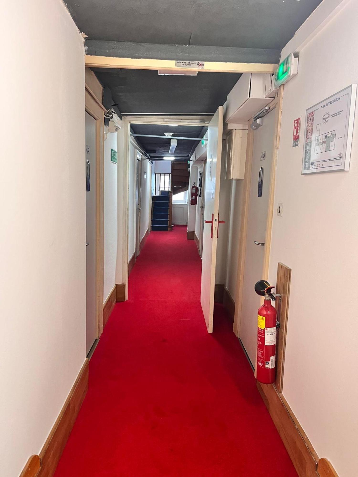 Hotel L'univers 3*