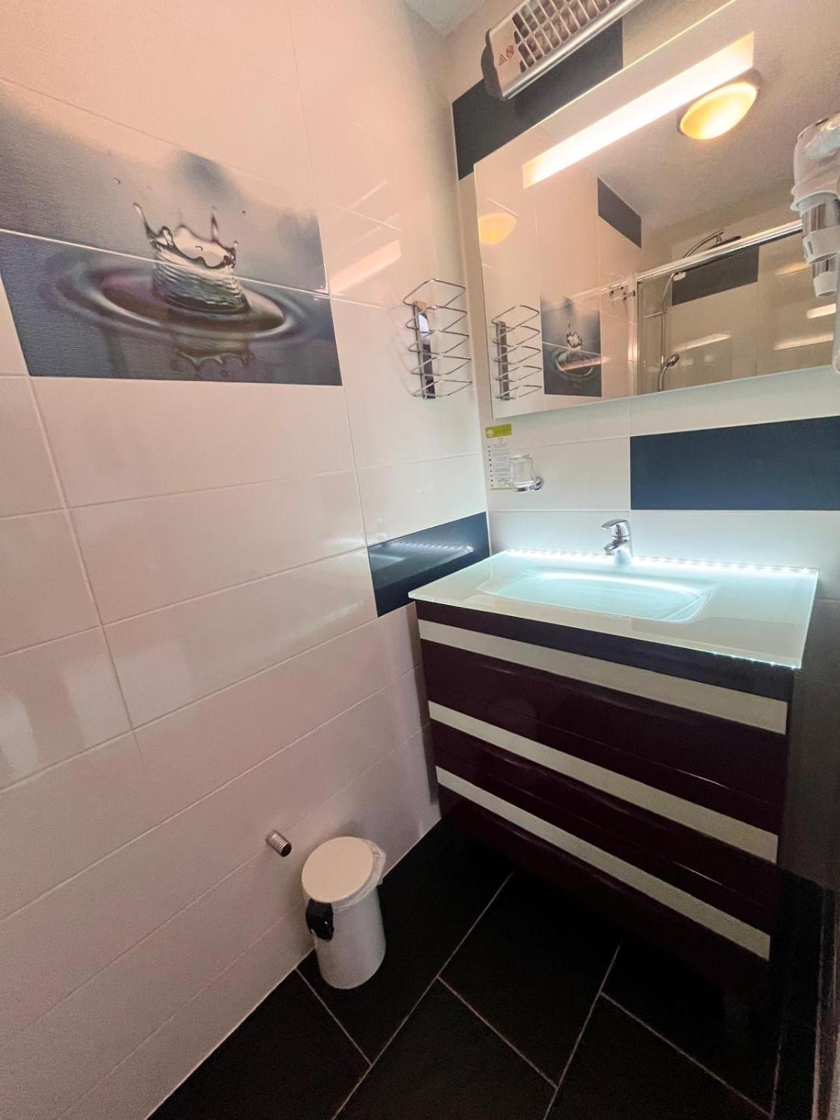 L'univers 3* Châtellerault